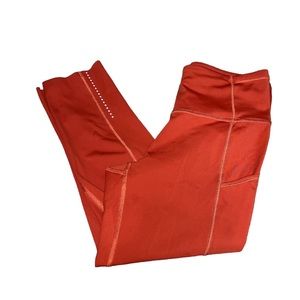 Lululemon Cropped Leggings W/Side Pockets Size 6